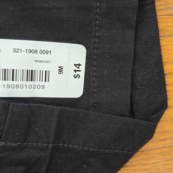 OKIE DOKIE BABY GIRLS SHORTS BUNDLE OF 3 PAIR ALL SIZE 9 MONTHS - Picture 6 of 13